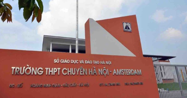 Vibrant debate over the letter of parents whose children were eliminated from the ‘parking round’ of Hanoi-Amsterdam High School for the Gifted