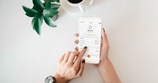 4 great tips to help you manage your finances from debt
