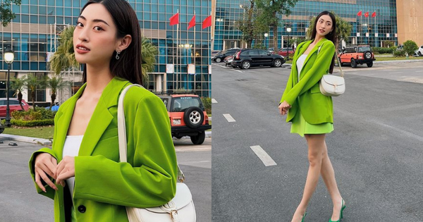 Let Luong Thuy Linh help you overcome your fear of buying a banana green dress with a very high-quality outfit.