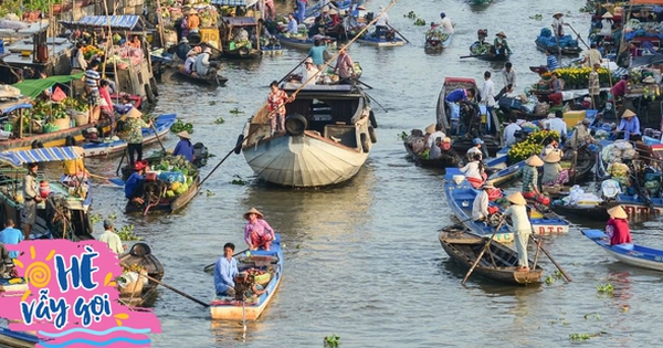 Visit the floating village in the middle of the Melaleuca forest, enjoy the food only for ‘brave travelers’