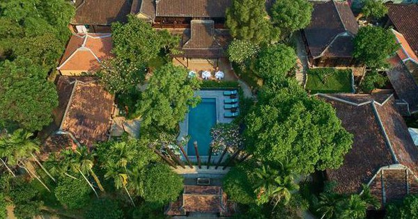 Lost in the fairy scene in 2 beautiful resorts in Hue: Each place has its own beauty
