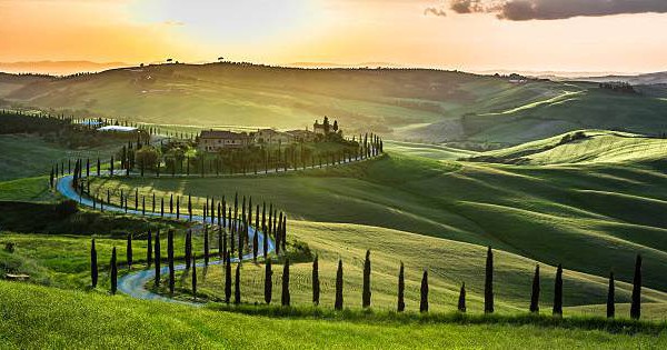 Cận cảnh vẻ đẹp như cổ tích của Val d'Orcia, thung lũng nguyên sơ bất tận giữa lòng nước Ý