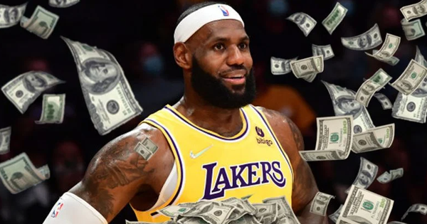 Siêu sao bóng rổ LeBron James gia nhập 