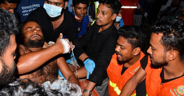 35 people were killed, more than 450 injured in a fire at a container depot in Bangladesh