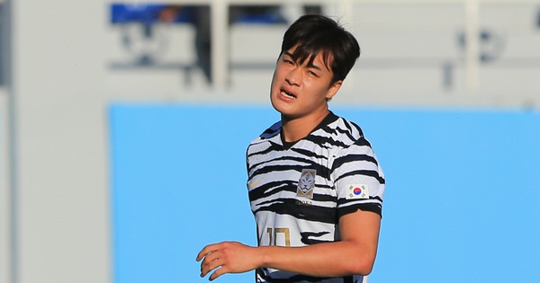 The Korean U23 striker lost sleep after the U23 Vietnam draw, constantly apologizing to the fans