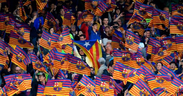 Hàng nghìn CĐV Tây Ban Nha sang Anh tiếp lửa cho Barca trong trận