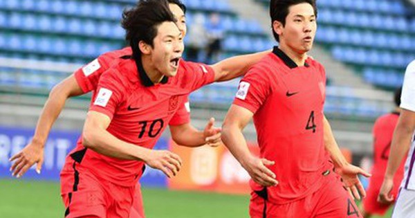 Cầm vàng để vàng rơi, U20 Trung Quốc ngậm ngùi nhìn Hàn Quốc vào World Cup