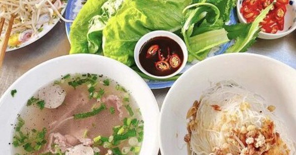 Phở 2 tô - đặc sản nức tiếng của phố núi Gia Lai