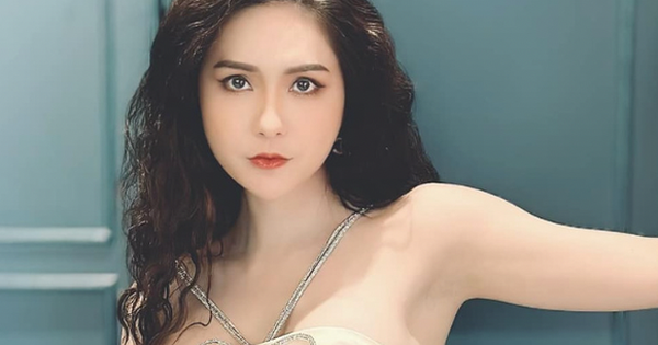 
                                    Đoàn Di Băng mua xe 6 tỷ để làm xe hoa cho vú em
