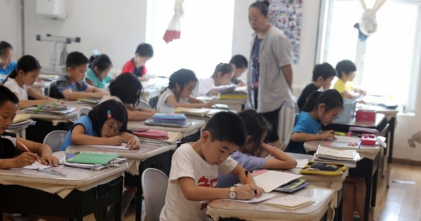 
                                    Nhắn tin yêu cầu phụ huynh quản lý con kỹ hơn vì con quá nghịch, cô giáo lỡ nói 1 câu mà trường học phải vào cuộc điều tra