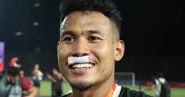 Cầu thủ U22 Thái Lan đánh cùi chỏ, hậu vệ U22 Indonesia khâu 4 mũi