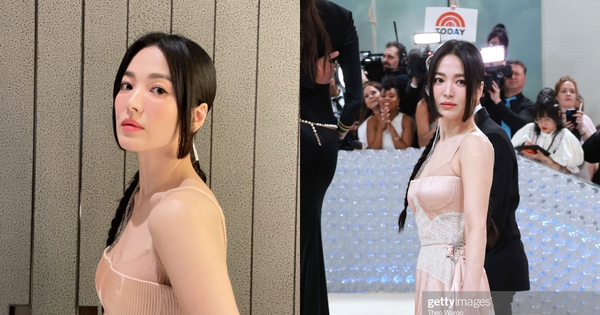 
                                    Bóc trần nhan sắc thật của Song Hye Kyo qua 'ống kính tử thần' và cam thường tại Met Gala 2023, liệu có bớt lung linh?