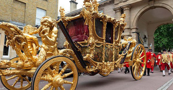 
                                    'Cỗ xe vàng ròng' trong lễ đăng quang Vua Charles: Bí ẩn đằng sau bảo vật quốc gia 260 năm tuổi