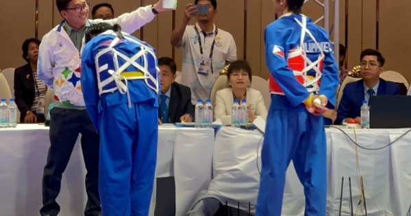 Sau trận đấu lạ kỳ, võ sĩ Việt Nam giành HCV SEA Games nhờ… bốc thăm