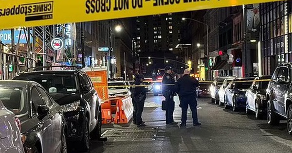 Gallery - Hàng loạt vụ tự tử gây hoang mang ở khu nhà giàu Mỹ