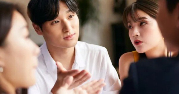 View - Họp lớp đầu năm, người yêu cũ chỉ nói một câu mà khiến tôi vỡ mộng toàn tập về tình đầu