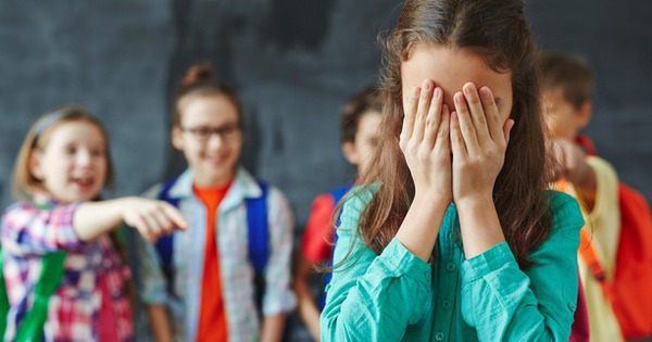 View - Phát hiện con gái là kẻ bắt nạt bạn cùng lớp, pha xử lý "không thể chê" của bà mẹ được vỗ tay nhiệt liệt