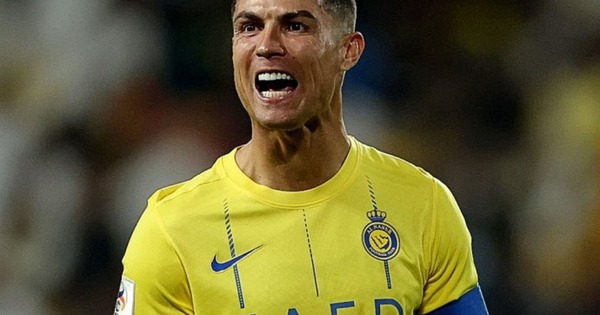 Ronaldo ghi bàn đưa Al Nassr vào tứ kết AFC Champions League - Ảnh 1.