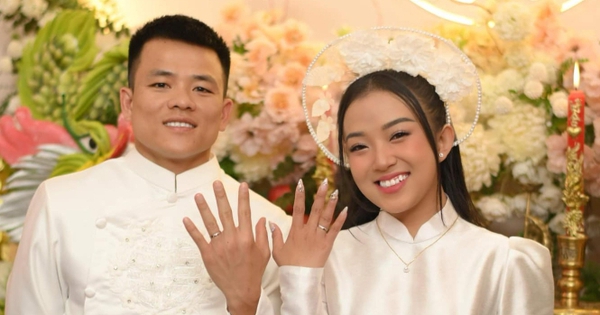 View - Tiền vệ đội tuyển Việt Nam đính hôn, Quang Hải, Văn Hậu lập tức vào “nhả vía cực mạnh ” chúc mừng