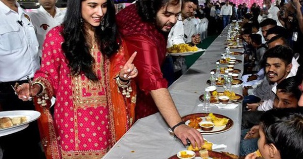 Có gì trong tiệc cưới xa hoa của con trai người giàu nhất Ấn Độ? - Ảnh 1.