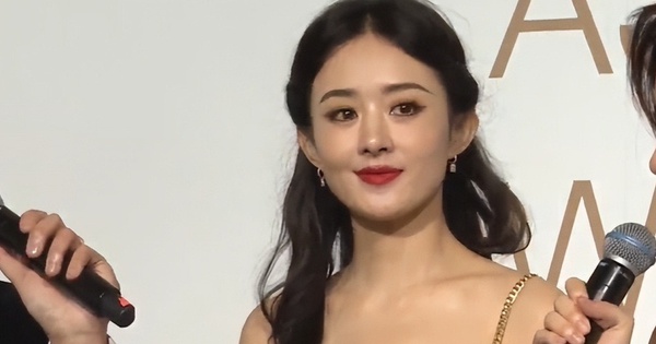 Gallery - Triệu Lệ Dĩnh bị ghẻ lạnh?