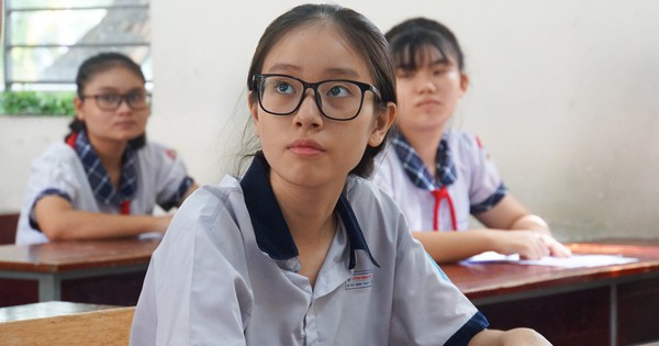 Nên hay không tính điểm hệ số trong tuyển sinh vào lớp 10?