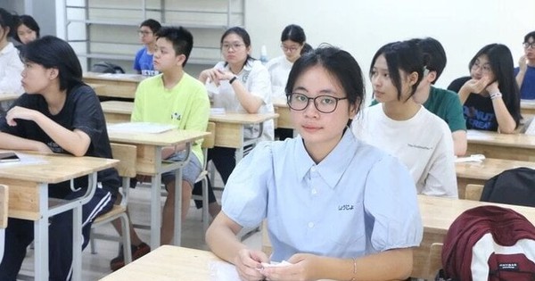 Hướng dẫn thủ tục nhập học vào 10 cho học sinh sau khi các trường hạ điểm chuẩn