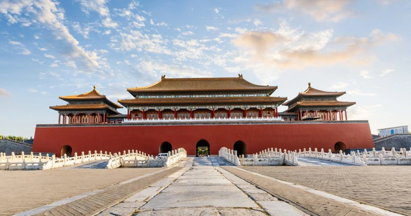 Trước khi mở cửa Tử Cấm Thành, người gác cổng luôn phải hét lớn 3 lần, nghe lý do phía sau khiến du khách nổi da gà