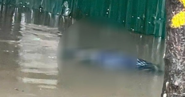 Phát hiện người đàn ông tử vong tại tuyến phố ngập nước ở Hà Nội