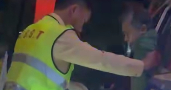 Bị rắn độc cắn, người đàn ông sống sót nhờ CSGT dẫn đường 30 km