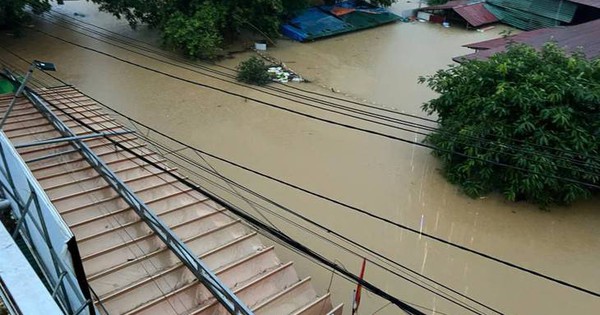 Lũ tại Hà Giang có thể phá đỉnh lịch sử, nhiều nơi gần ngập tầng 2: Những hình ảnh xót xa!