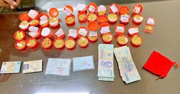 Thu giữ 65 cây vàng trị giá gần 9 tỷ đồng