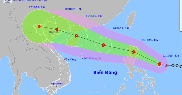 Tin mới về bão Matmo: Cách Biển Đông 650km, dự báo ảnh hưởng trực tiếp Bắc Bộ