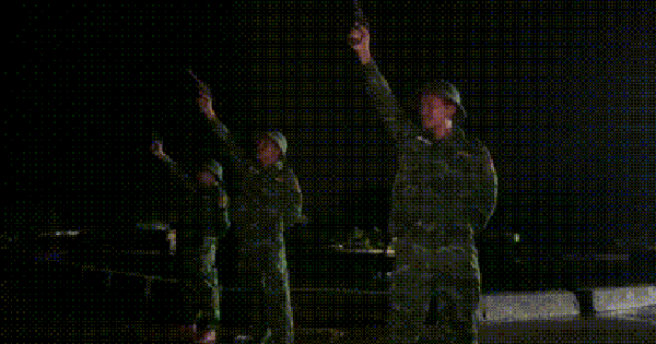 Bắn pháo hiệu khẩn cấp giữa đêm, Quảng Ngãi kêu gọi tàu thuyền vào bờ tránh trú