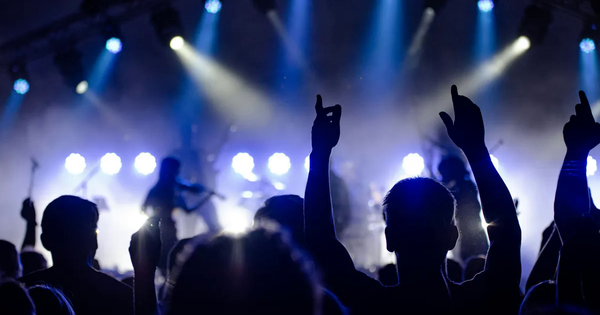 Nhiều ca khúc thịnh hành chứa nội dung "độc hại", cổ vũ sử dụng chất cấm