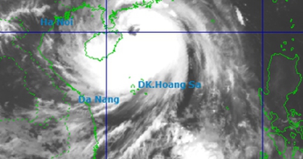 Bão số 11 Matmo mạnh lên cấp 12-13, Hà Nội mưa lớn từ sáng mai 6/10