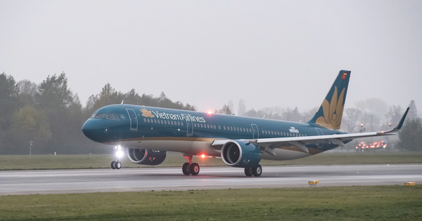 Đổi lịch trình một số chuyến bay do bão