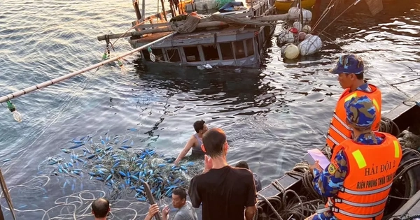 Tàu cá chìm sau va chạm tàu hàng trên biển ở Huế