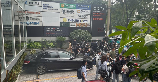 Cháy trong tầng hầm toà nhà 11 tầng ở TP HCM