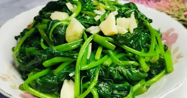 Loại rau từng chỉ cho lợn ăn giờ là “rau chống ung thư” giá cao ngất trên thế giới, nhiều người còn tranh nhau mua: Mọc đầy ở Việt Nam