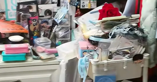 "Ai lấy con tôi chắc khổ" - bà mẹ than trời khi vào phòng của con gái nhưng dân mạng đáp: Mẹ nào con nấy thôi!