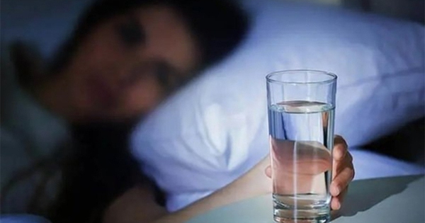 Nước đun sôi để nguội quá 24 giờ còn đảm bảo an toàn?