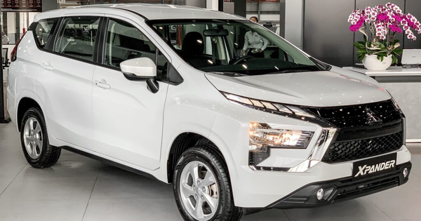 Chưa tới 500 triệu đã mua được "vua xe 7 chỗ"