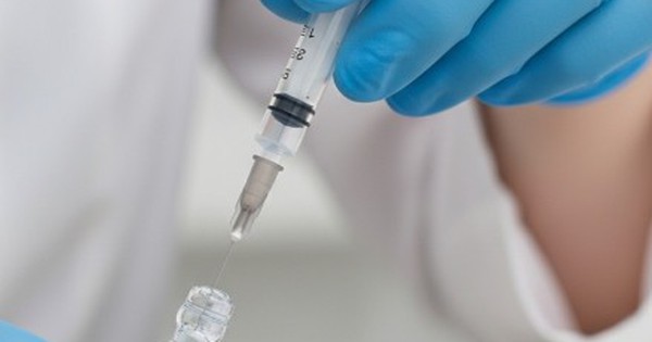 Thuốc ung thư của Nga được cấp phép ở Việt Nam: Bao giờ đưa vào điều trị?