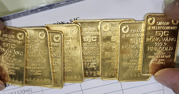 Sáng 13-11, giá vàng miếng SJC, vàng nhẫn tăng rất mạnh