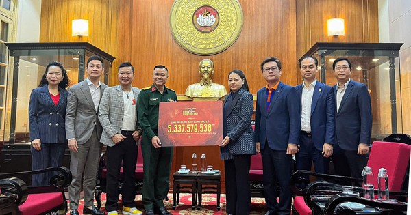 Vikki lan tỏa yêu thương: Đêm nhạc “Tôi! Người Việt Nam” & 5,3 tỷ đồng chuyển tới đồng bào bão lũ