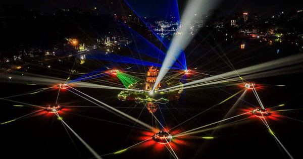 Tối nay, Hà Nội tổ chức chiếu sáng nghệ thuật Hồ Gươm chào Tết Dương lịch 2026