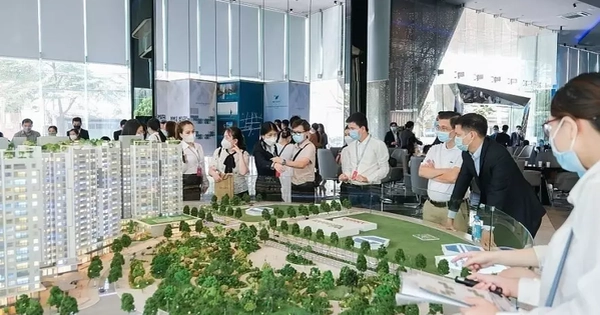 Doanh nghiệp bất động sản vẫn 'nín thở' chờ thưởng Tết