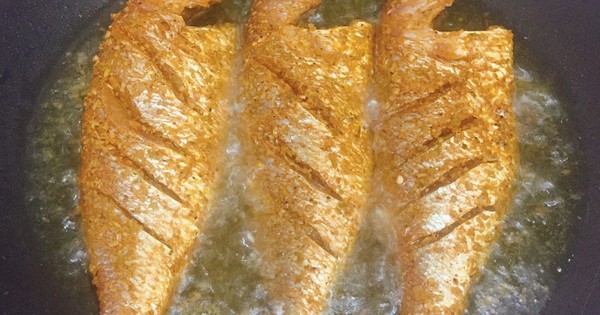 Người đàn ông đột ngột qua đời vì đột quỵ: BS cảnh báo 3 loại gia vị nhiều người thích nấu ăn là thủ phạm gây tắc nghẽn mạch máu