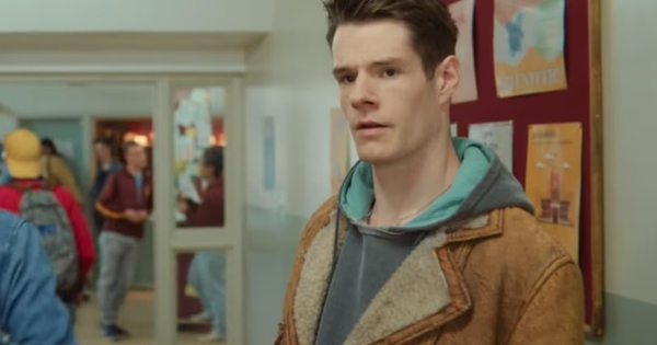 Xem phim Sex Education, người làm cha mẹ ai cũng nên nhìn lại chính mình để biết vì sao con hư, con nổi loạn